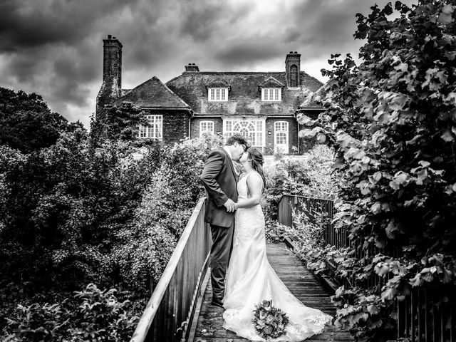 Toby and Jessica&apos;s Wedding in Ashford, Kent 2