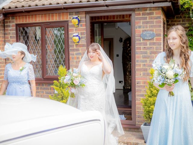 Toby and Jessica&apos;s Wedding in Ashford, Kent 38