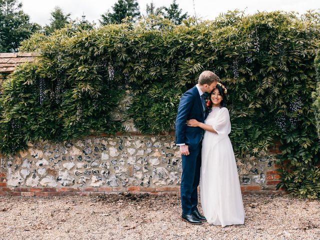 Hugh and Nimi&apos;s Wedding in Hungerford, Berkshire 24