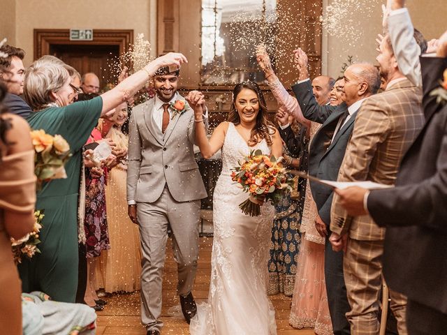 Manvir and Grishma&apos;s Wedding in Lower Froyle, Hampshire 42