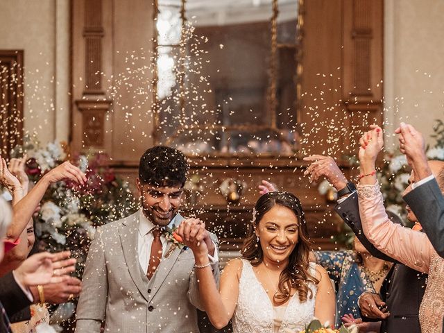 Manvir and Grishma&apos;s Wedding in Lower Froyle, Hampshire 60