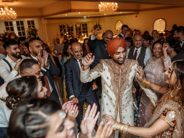 Manvir and Grishma&apos;s Wedding in Lower Froyle, Hampshire 141