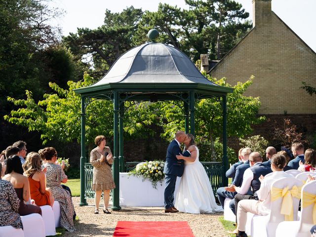 Pete and Vicky's Wedding in Hemel Hempstead, Hertfordshire 1