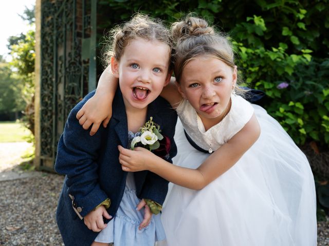 Pete and Vicky's Wedding in Hemel Hempstead, Hertfordshire 20