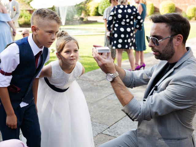 Pete and Vicky's Wedding in Hemel Hempstead, Hertfordshire 22