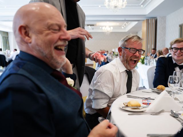 Pete and Vicky's Wedding in Hemel Hempstead, Hertfordshire 34