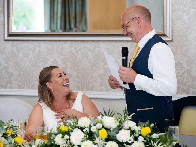 Pete and Vicky's Wedding in Hemel Hempstead, Hertfordshire 41