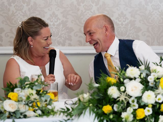 Pete and Vicky's Wedding in Hemel Hempstead, Hertfordshire 42