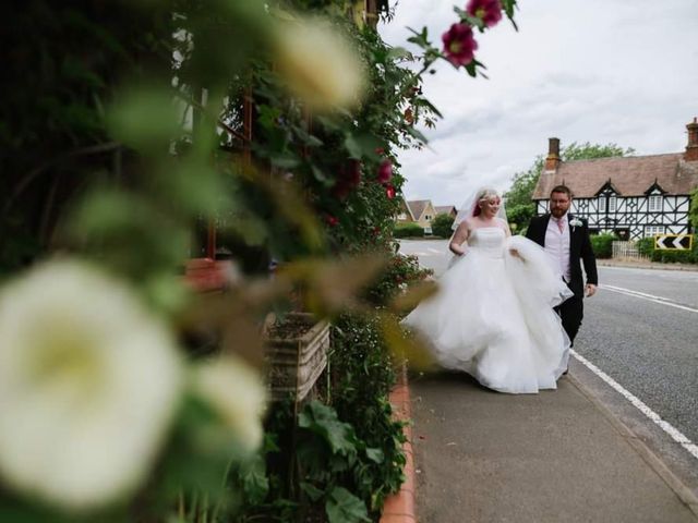 Chris and Kayleigh&apos;s Wedding in Bridgnorth , Shropshire 9