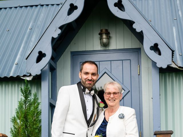 Shaun and Laura's Wedding in Looe, Cornwall 3