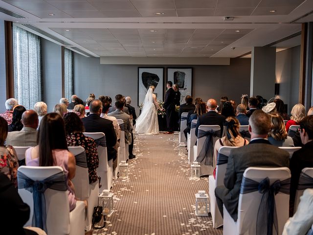 Steve and Holly&apos;s Wedding in Farnborough, Hampshire 7