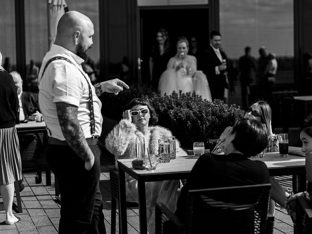 Steve and Holly&apos;s Wedding in Farnborough, Hampshire 18