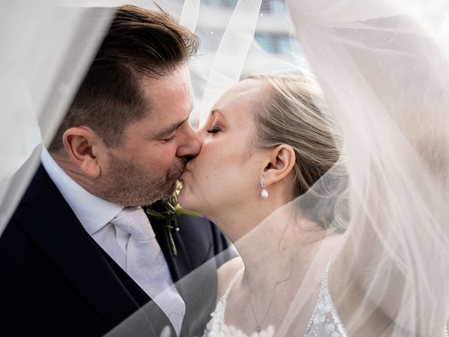 Steve and Holly&apos;s Wedding in Farnborough, Hampshire 22
