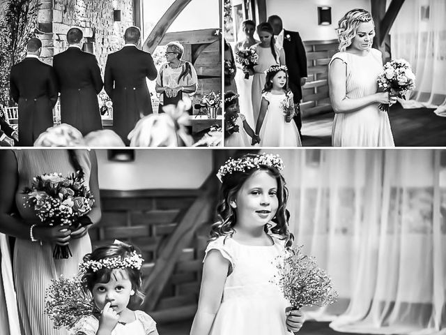 Simon and Henrietta&apos;s Wedding in Cirencester, Gloucestershire 14