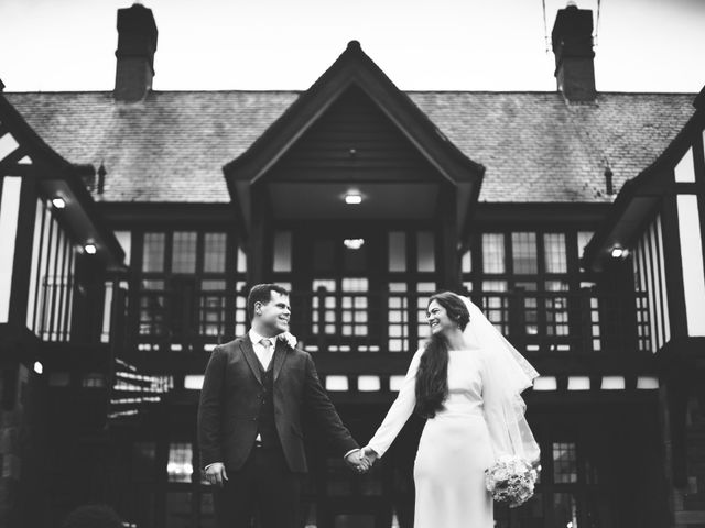 Amiee and Ryan&apos;s Wedding in Ellesmere Port, Cheshire 34