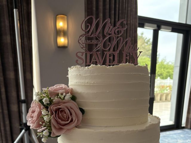 Elliot and Sarah 's Wedding in Burnley, Lancashire 6