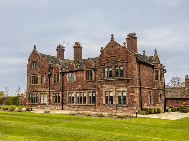 Matt and Abby's Wedding in Knutsford, Cheshire 7