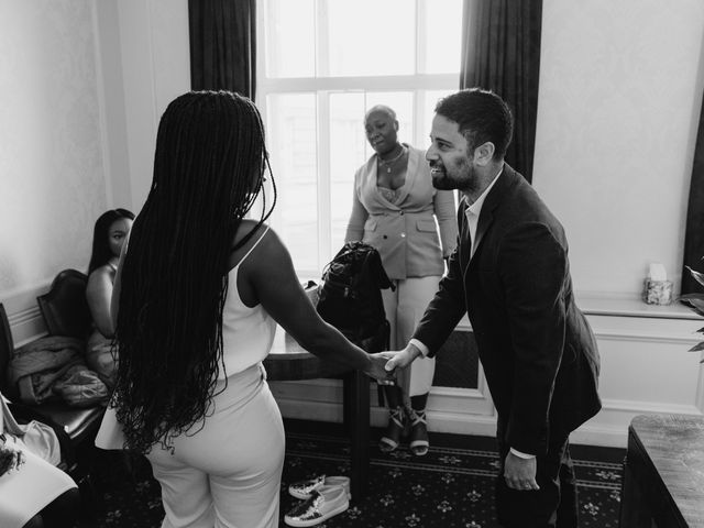 Dimitri and Nomsa&apos;s Wedding in Wandsworth, South West London 18