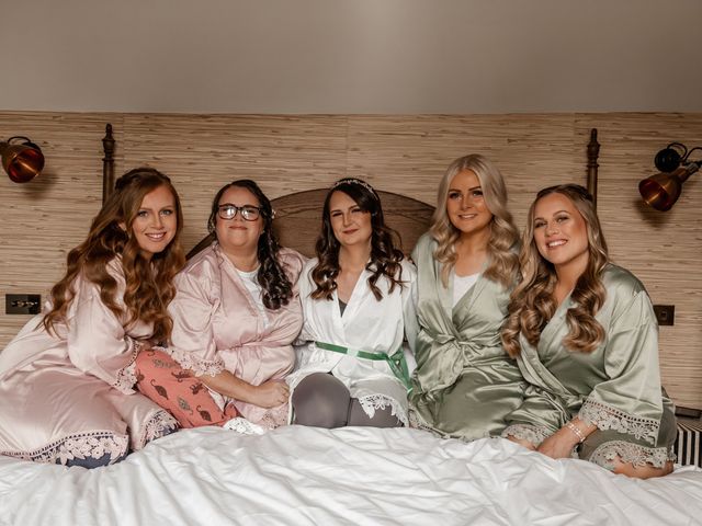 Duncan and Claire&apos;s Wedding in Manchester, Greater Manchester 12