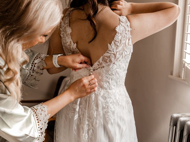 Duncan and Claire&apos;s Wedding in Manchester, Greater Manchester 13