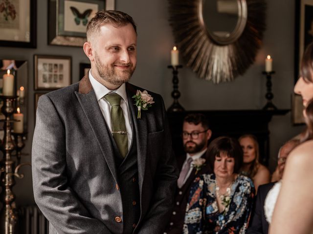 Duncan and Claire&apos;s Wedding in Manchester, Greater Manchester 26