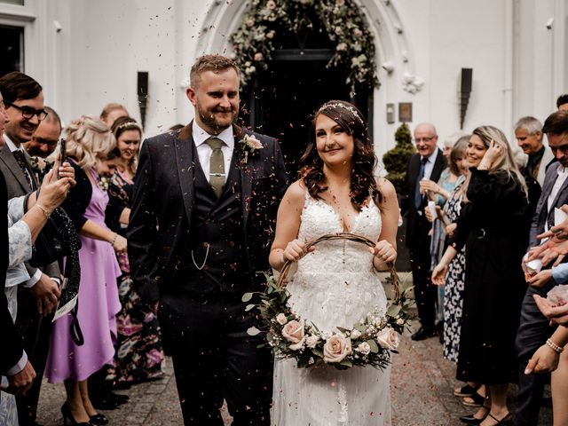 Duncan and Claire&apos;s Wedding in Manchester, Greater Manchester 33