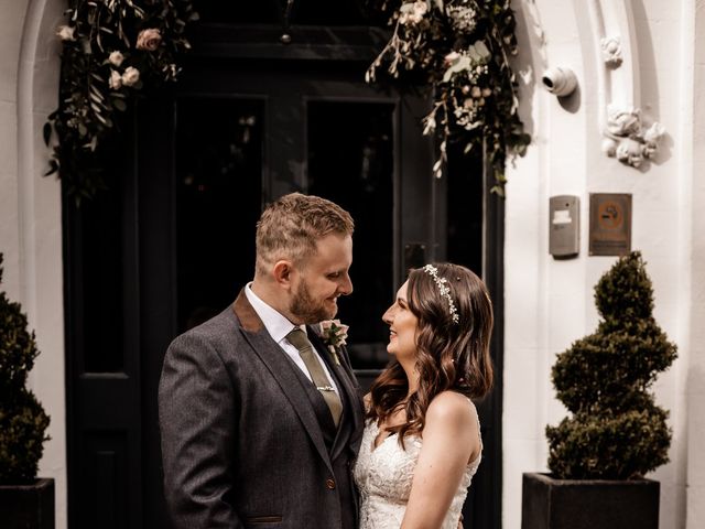 Duncan and Claire&apos;s Wedding in Manchester, Greater Manchester 36