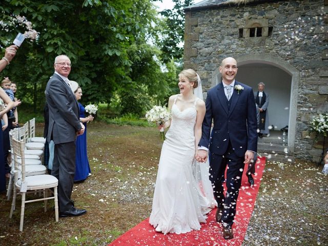 Filip and Ailsa&apos;s Wedding in Peebles-shire, Lothian &amp; Borders 21