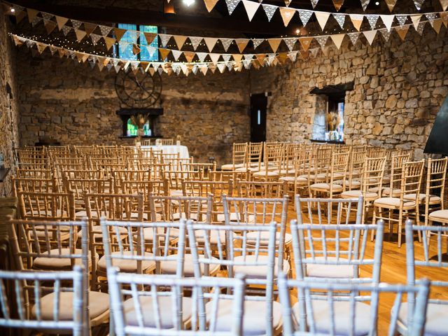 Joanne and Matt&apos;s Wedding in Llantrisant, Mid Glamorgan 2
