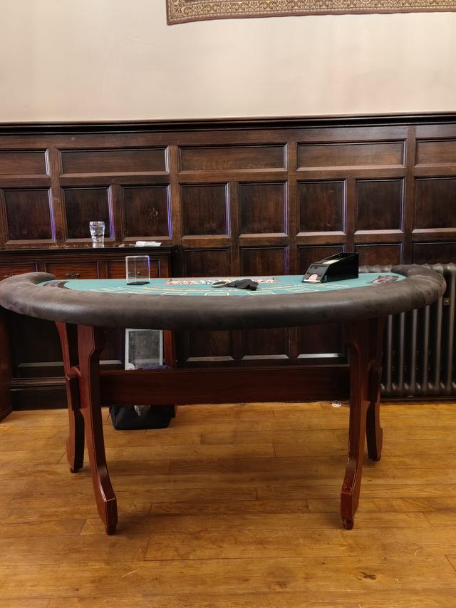 Miss Deal Fun Casino - 2