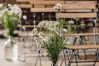 Riverlands Wedding Barns - 9