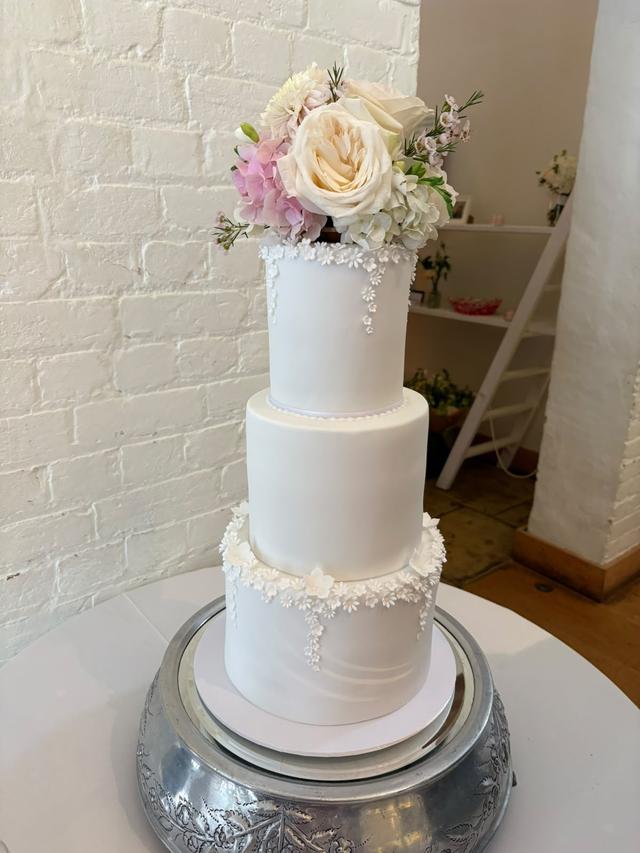 Icing Elegance - 3