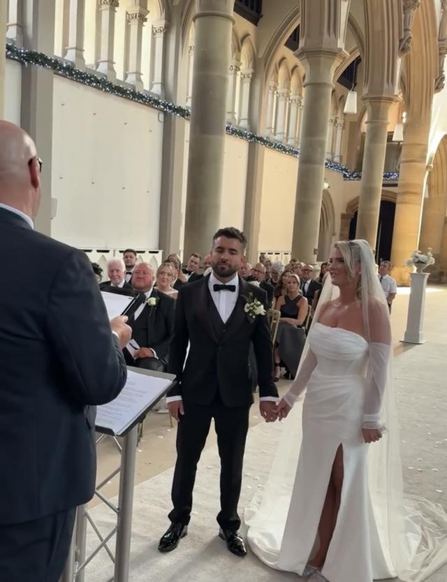 Leigh Baker Celebrant - 3