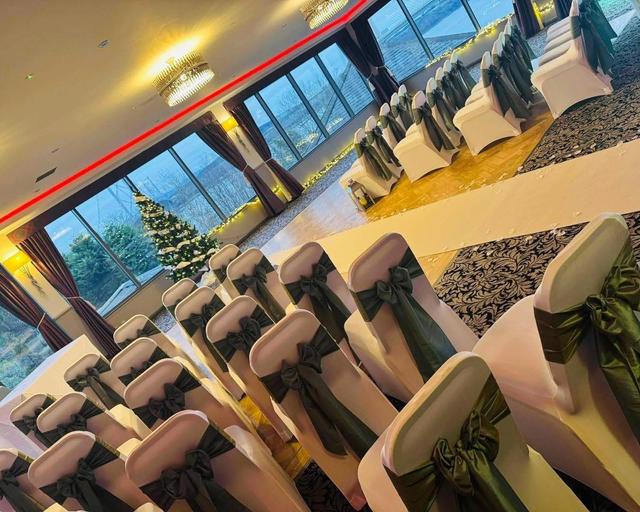 The DoubleTree by Hilton Edinburgh - Queensferry Crossing - 1