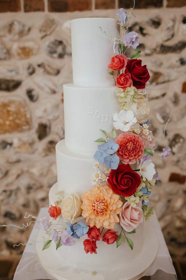Love Wedding Cakes - 1