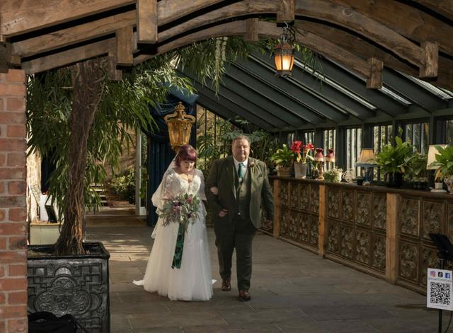 Ferriss Bridal - Home of Curves - 4