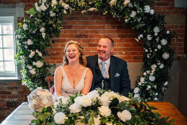 Donington Park Farmhouse - 4