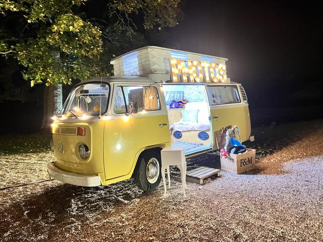 Candid Camper Photobooth - 4