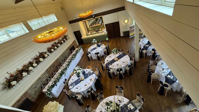 The Essex Barn at the White Hart - 3