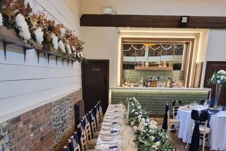 The Essex Barn at the White Hart - 7