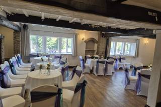 Bert’s Rooms & Events Venue (Formerly The Black Horse Inn) - 13