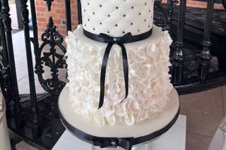 Helen's Cakery - 10