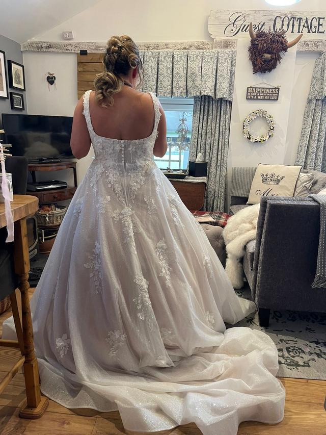 Lily of the Valley hair design - 1