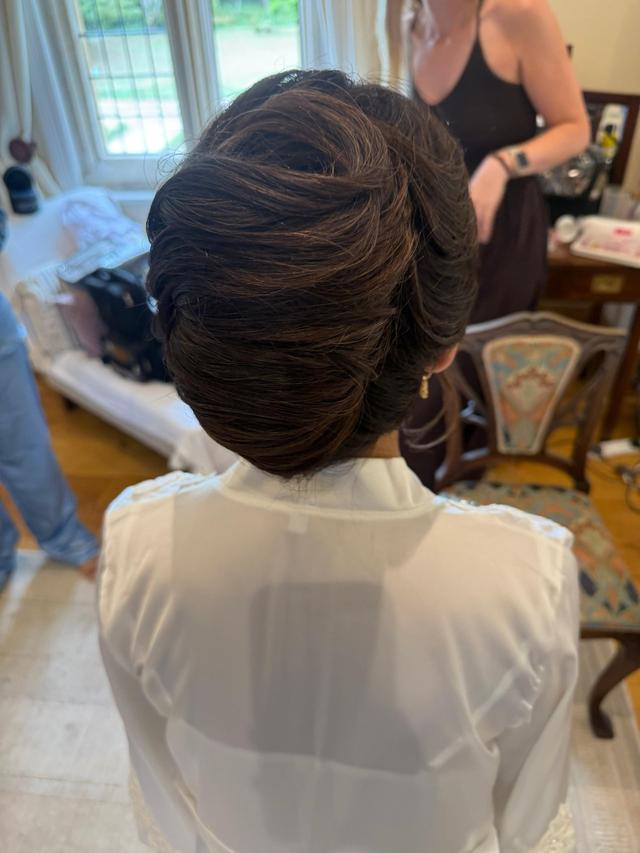 Lyndsey Jewell - Wedding Hair and Makeup - 2