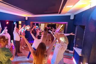 Disco Superstars - 7