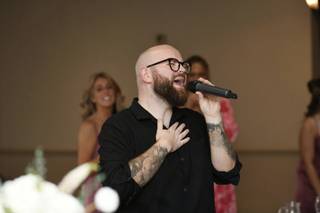 Singing Surprise - Singing Waiters and more! - 5