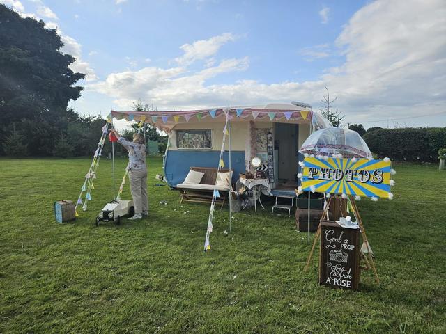 Quirky Gertie Photo Booth - 1