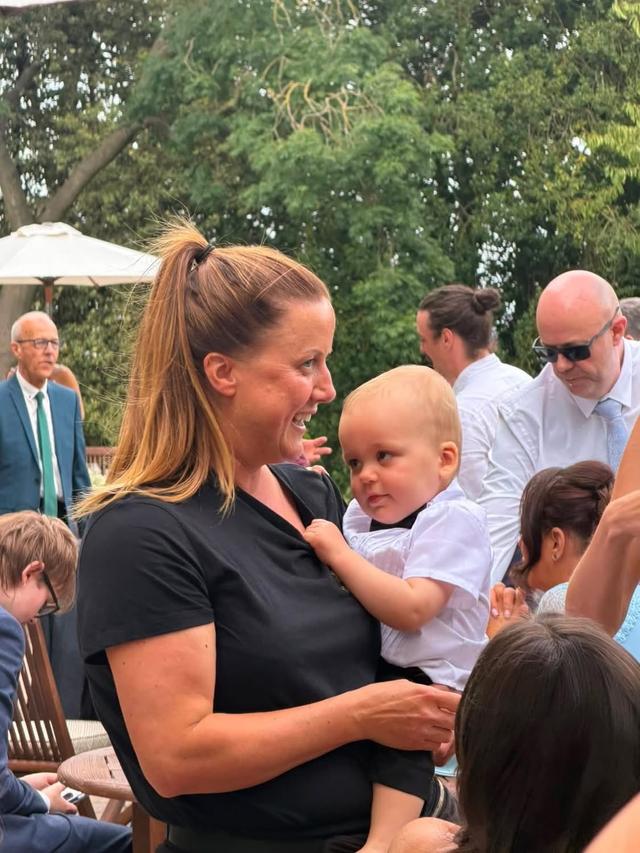Claire The Wedding Nanny - 1