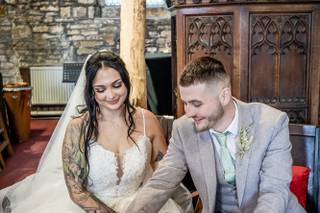 Holly Thompson : Photo & Film - 21