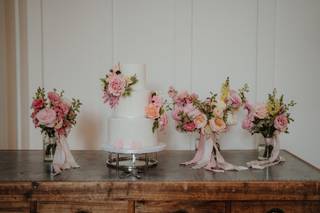 Wedding Cakes by Lisa Broughton - 16